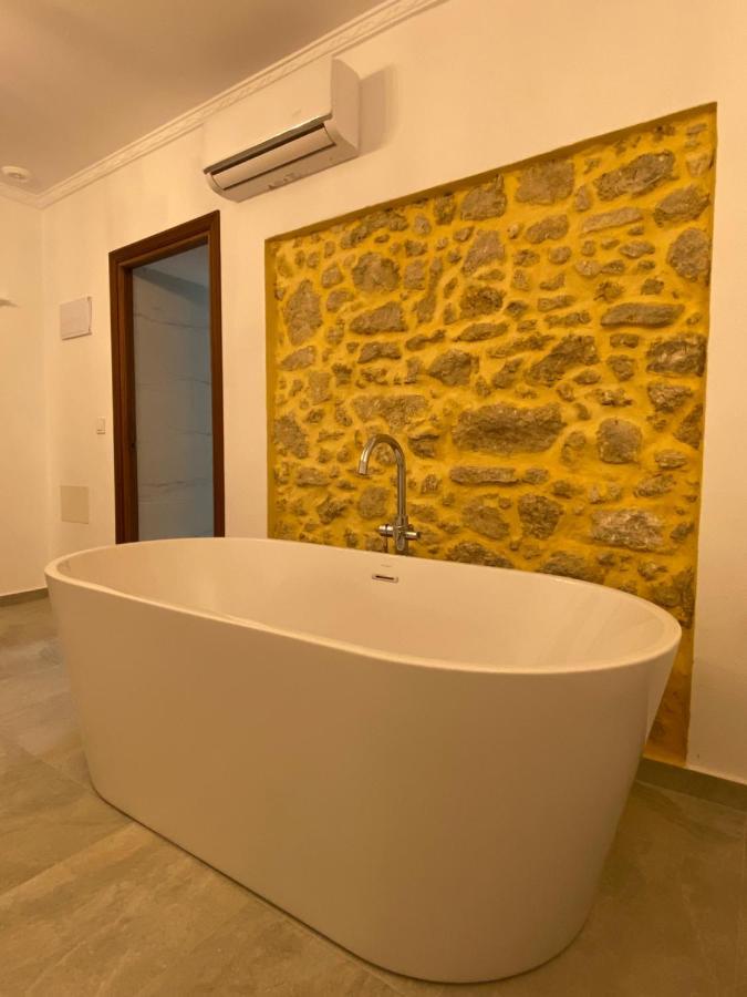 Suites Benalup Centro Esterno foto